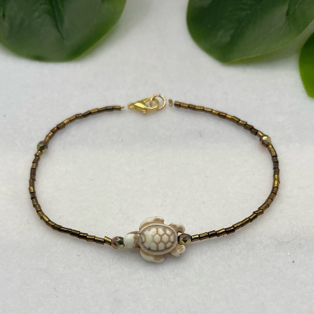 Sea Turtle and glass seed beads Anklet - Ankle Bracelet - Beach Anklet